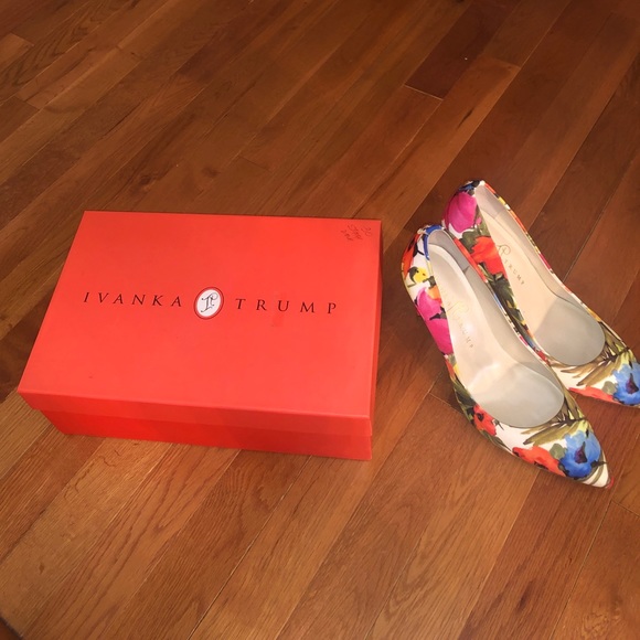 Ivanka Trump Shoes - Ivanka Trump Heels Size 7.5